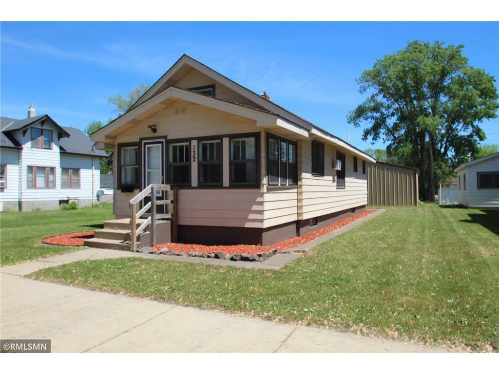 Property Photo:  132 4th Avenue N  MN 56387 