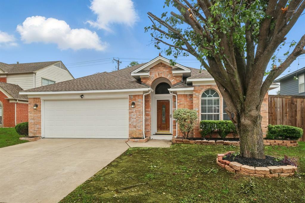 Property Photo:  3220 Steamboat Drive  TX 76123 
