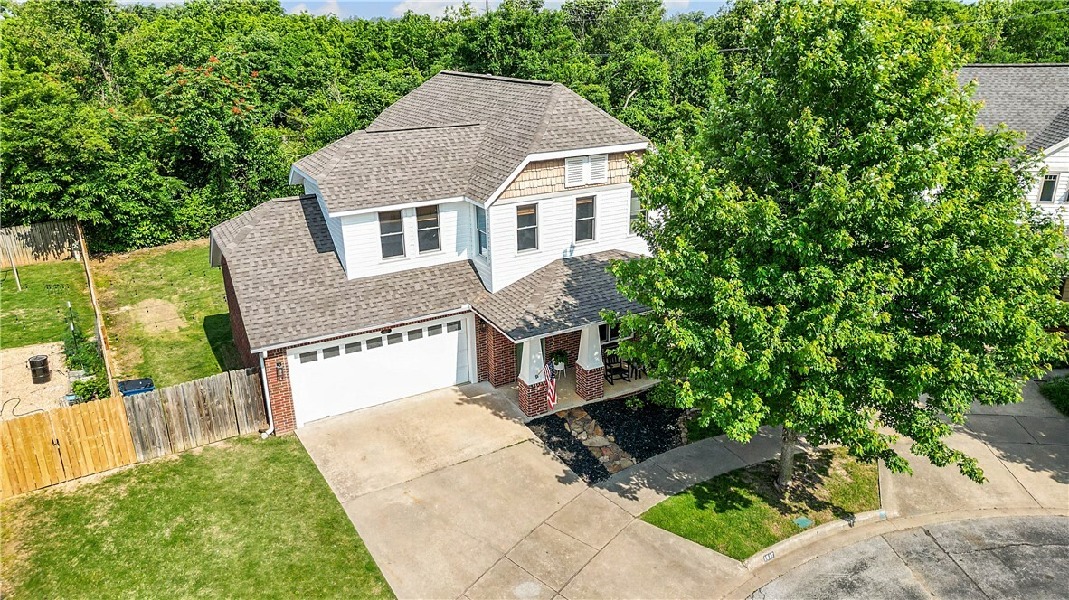 Property Photo: 1517 NE Young Avenue AR 72712