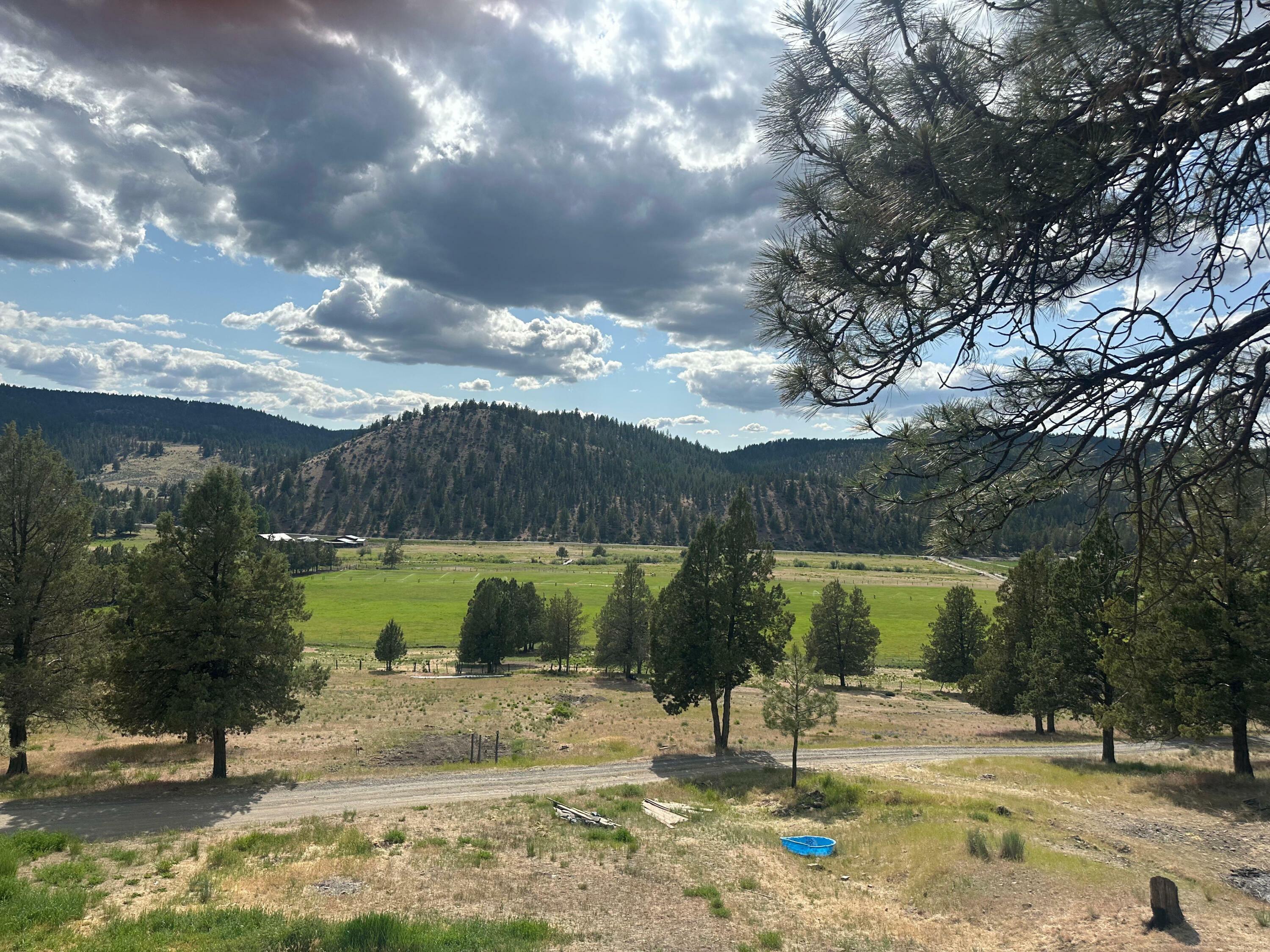 Property Photo: 4800 NE Mill Creek Road OR 97754