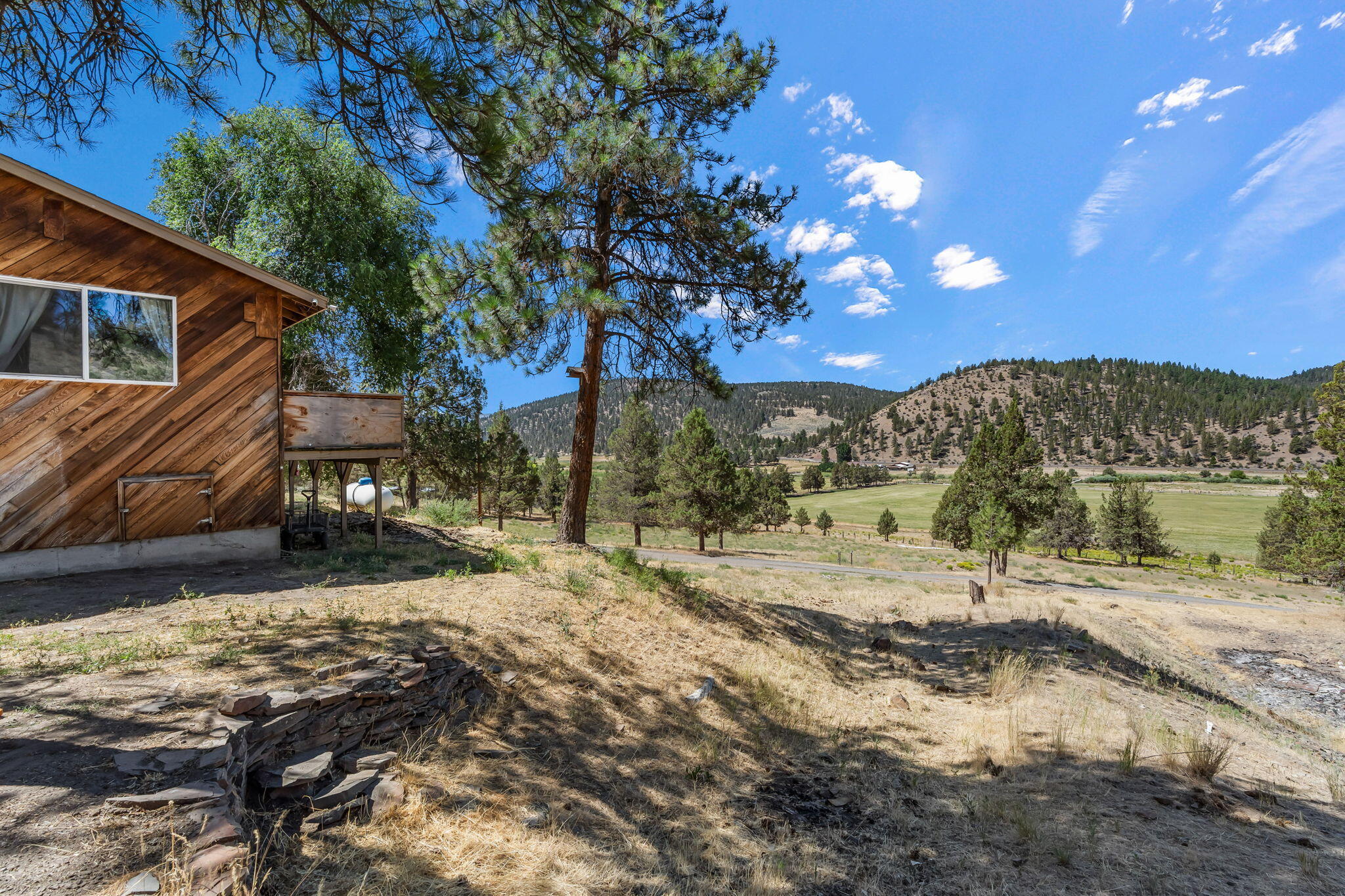 Property Photo: 4800 NE Mill Creek Road OR 97754