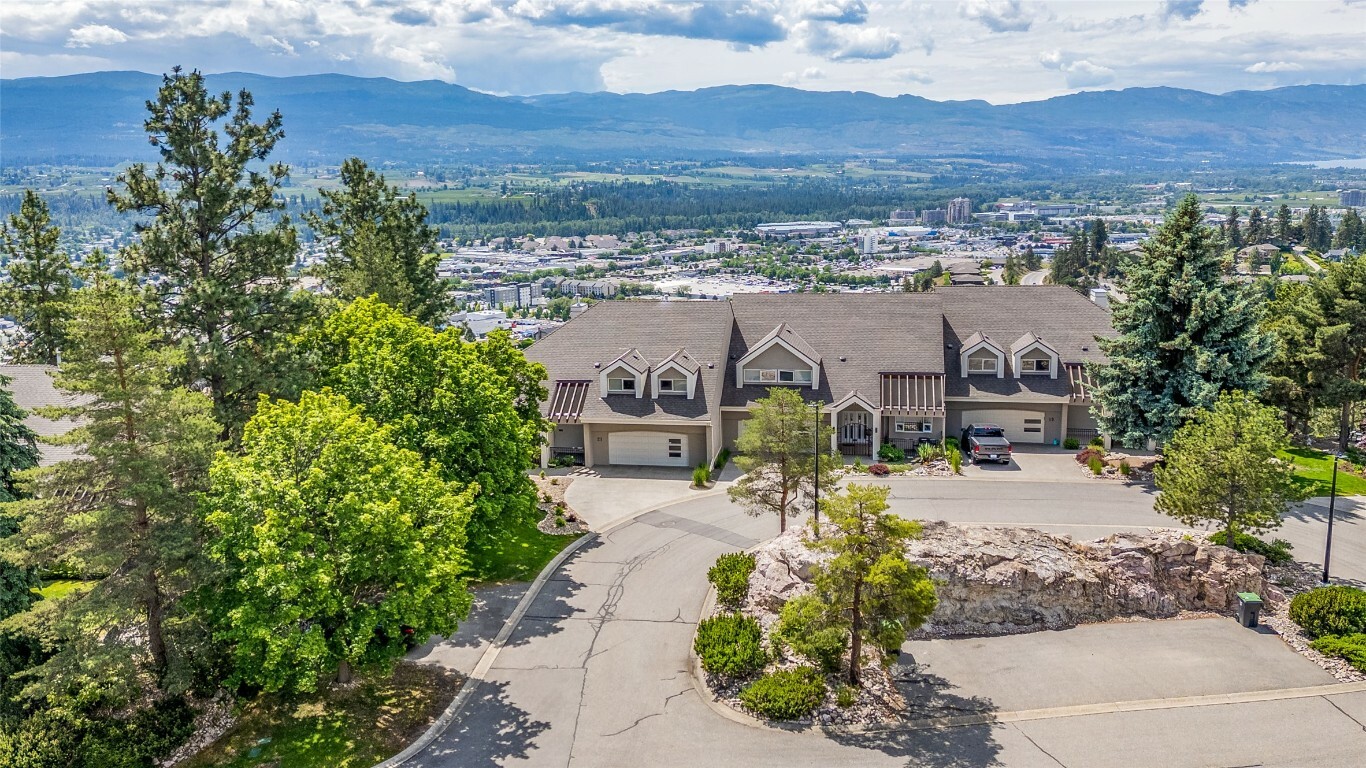 Photo de la propriété:  880 Christina Place 21  BC V1V 1S4 