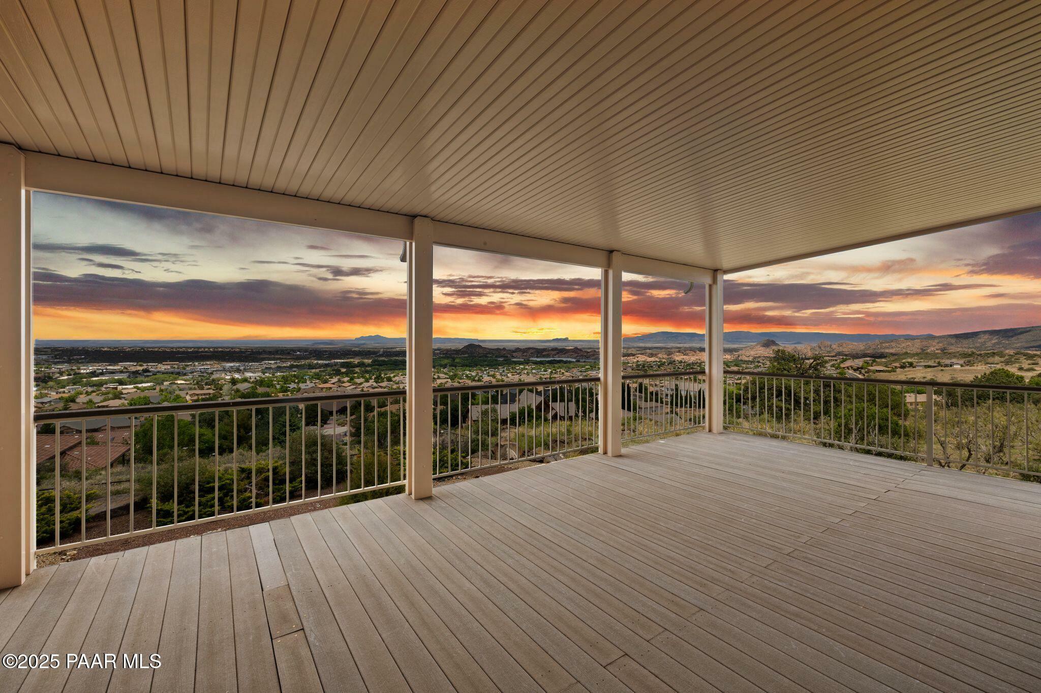 Property Photo: 854 Flaming Arrow AZ 86301