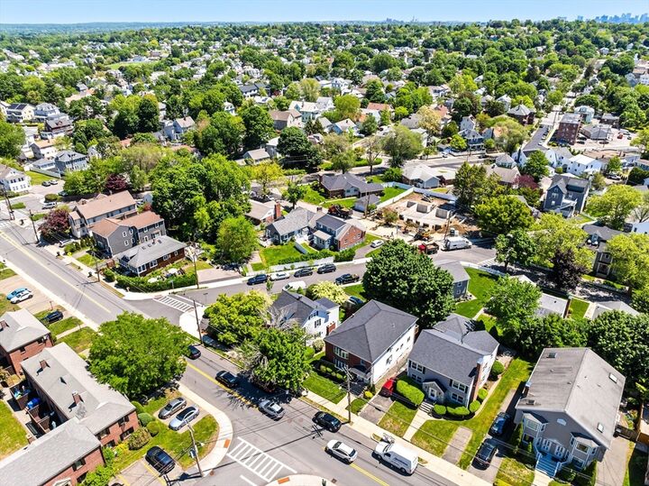 Property Photo:  287 Lexington St  MA 02472 