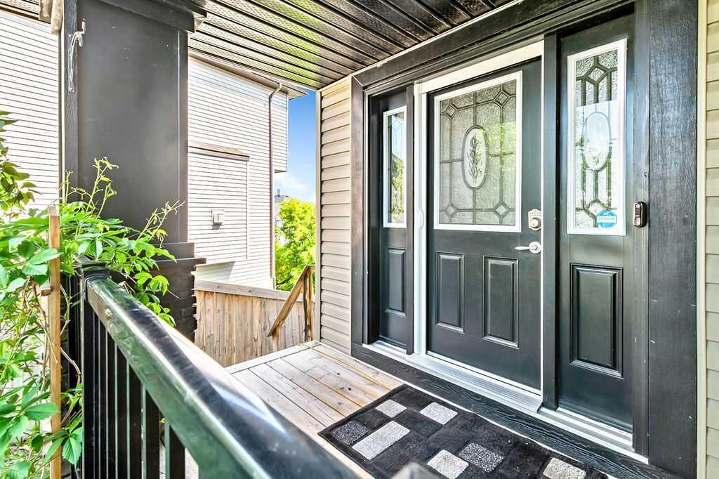 Property Photo: 521 Westmount Close AB T1S 0B7