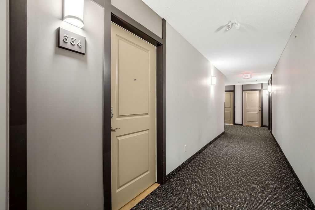 Property Photo: 2233 34 Avenue SW 334 AB T2T 6N2
