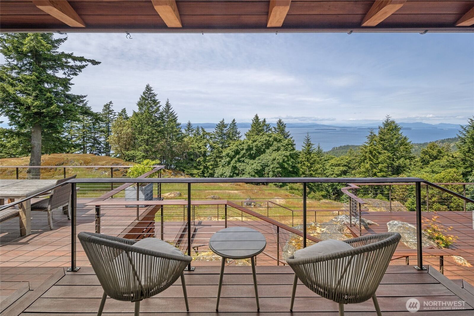 Property Photo: 2000 2001 Mount Dallas Road WA 98250