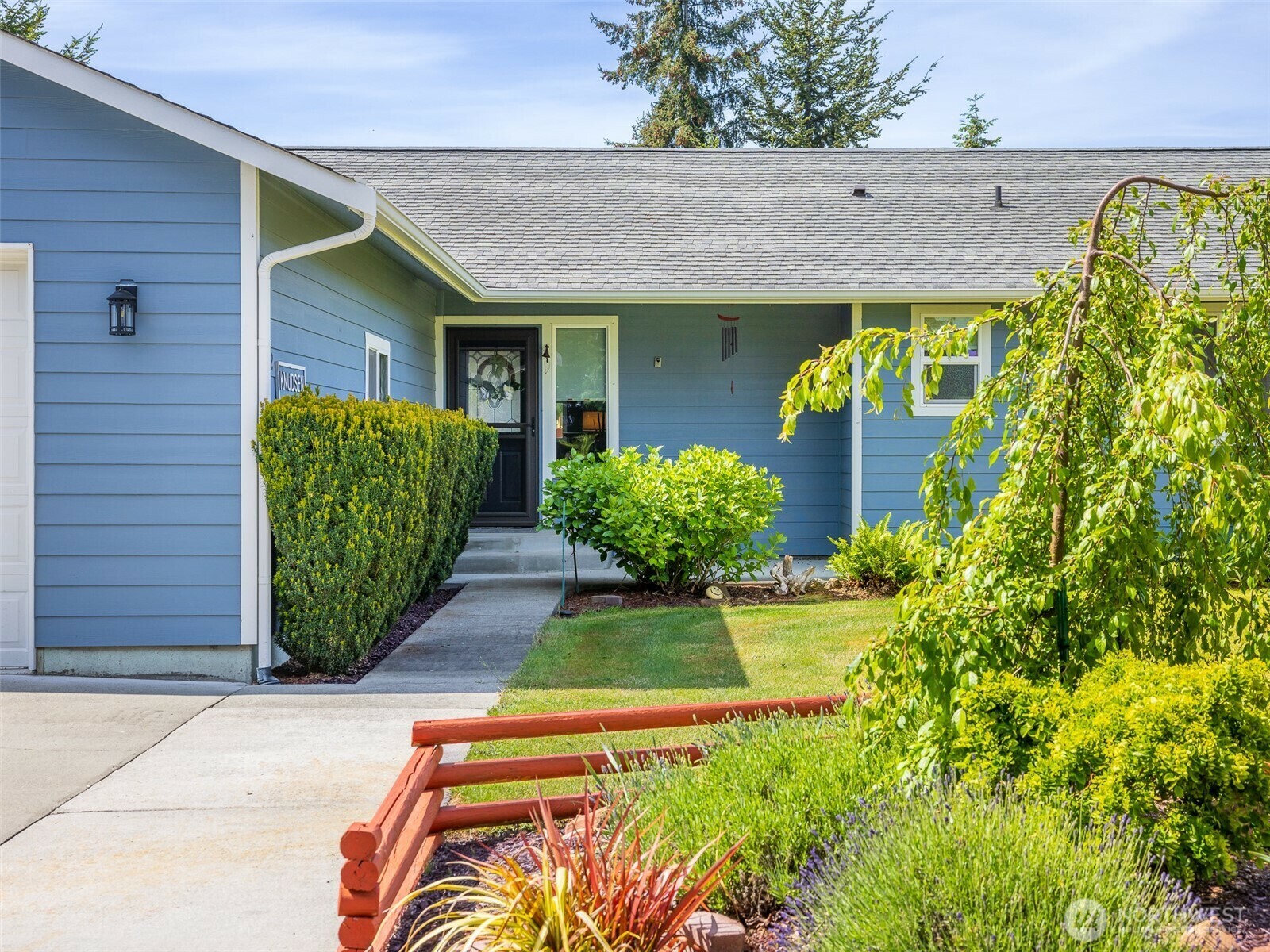 Property Photo: 872 N Beverage Street WA 98382
