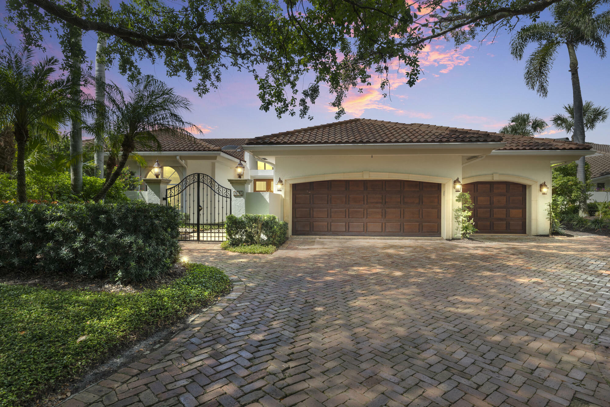 Property Photo: 251 Regatta Drive FL 33477
