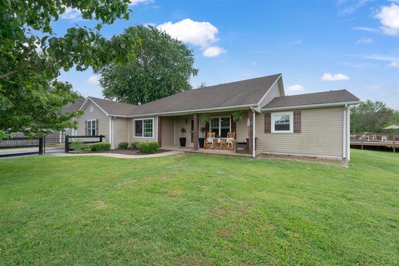 Property Photo: 2128 Hunts Lane KY 42103