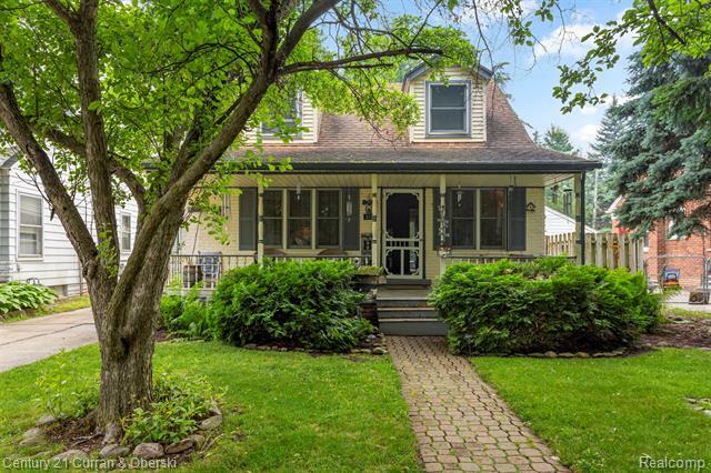 Property Photo:  3128 Woodside Drive  MI 48124 