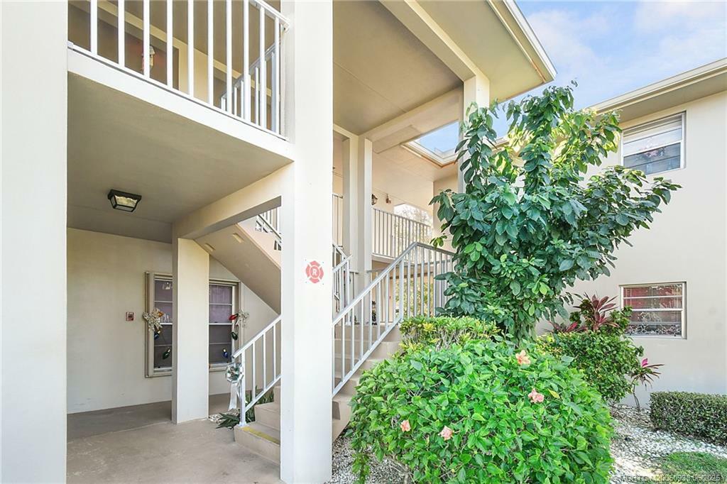 Property Photo: 33 Lake Vista Trail 202 FL 34952