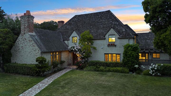 Property Photo: 8 Los Laureles Avenue CA 93901