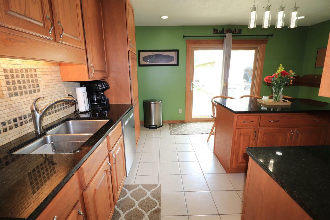 Property Photo:  1544 South Grant Avenue  WI 53546 