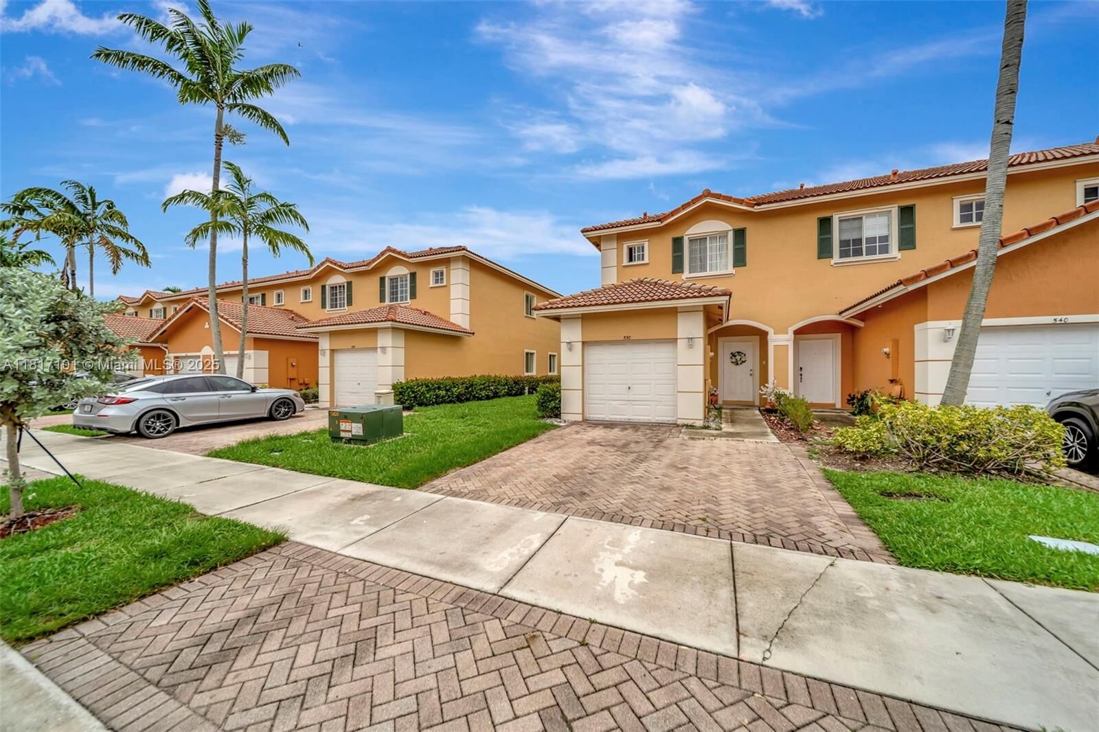 Property Photo:  530 Saint Michelle Way  FL 33068 