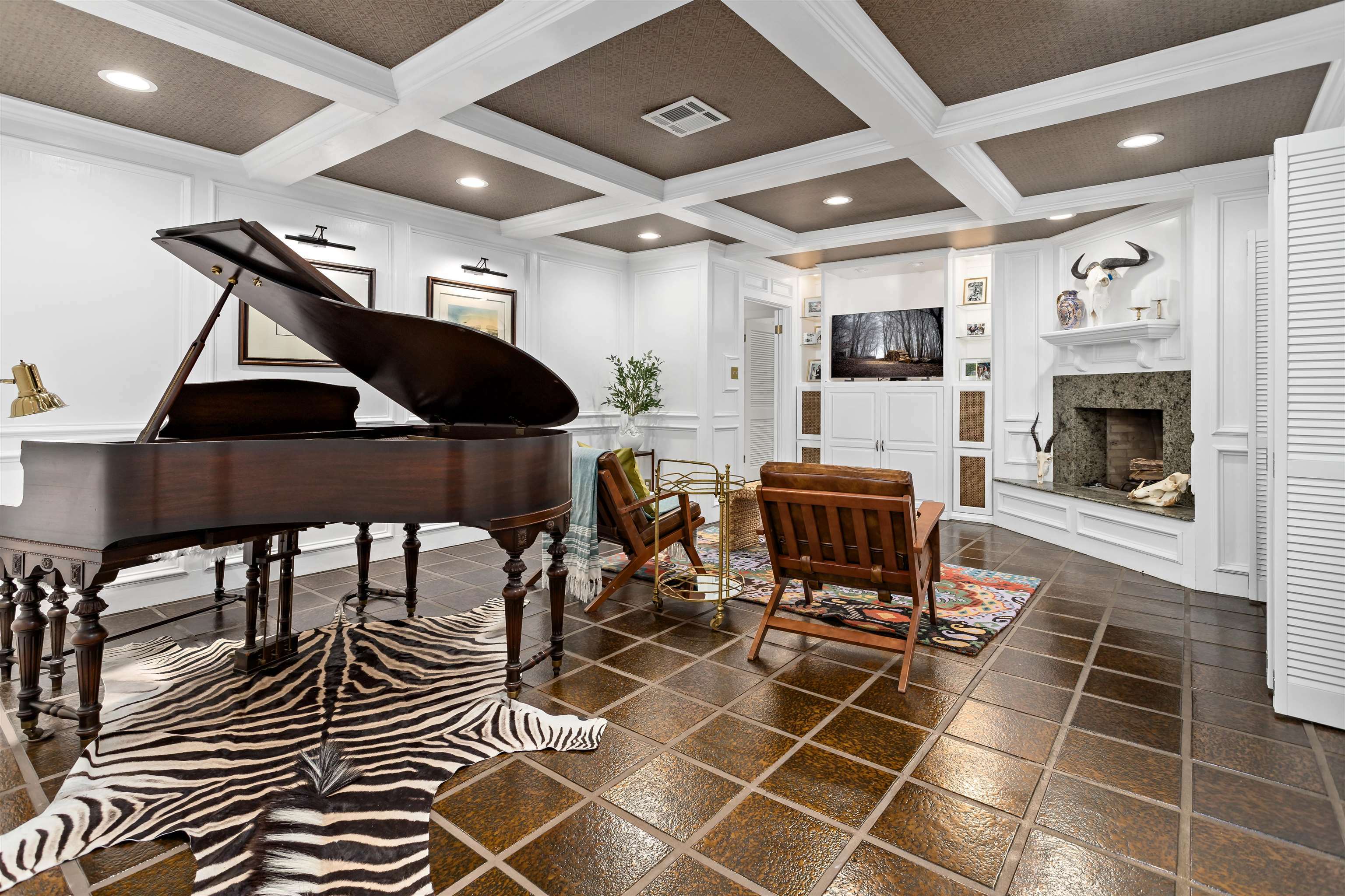 Property Photo: 880 Goodhue Road TX 77706