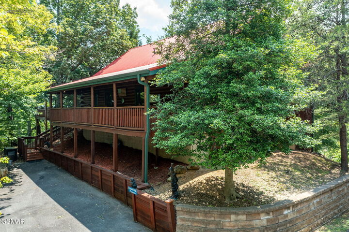 3529 Peggy Lane  Pigeon Forge TN 37863 photo