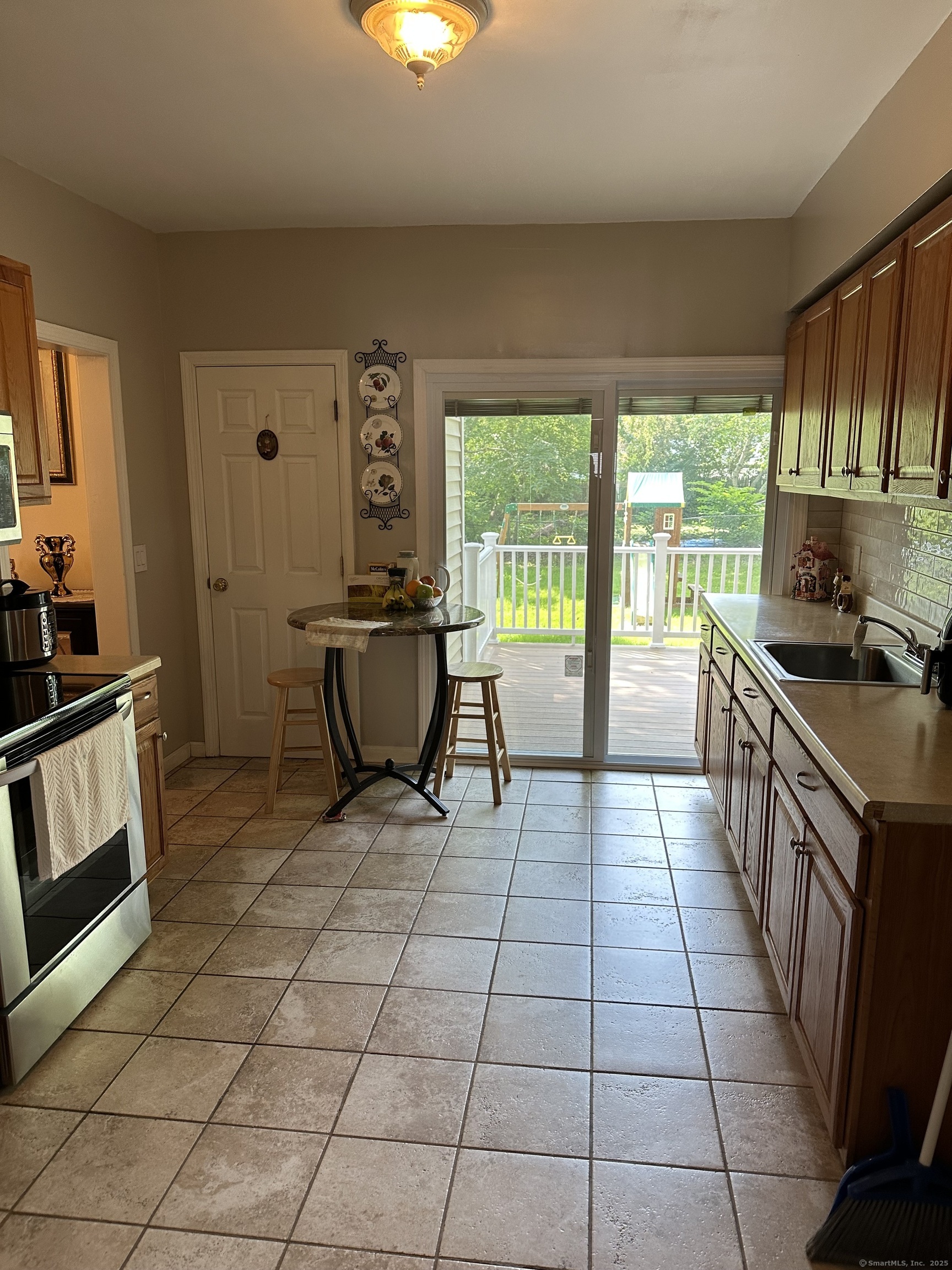 Property Photo: 114 Hempstead Street CT 06320
