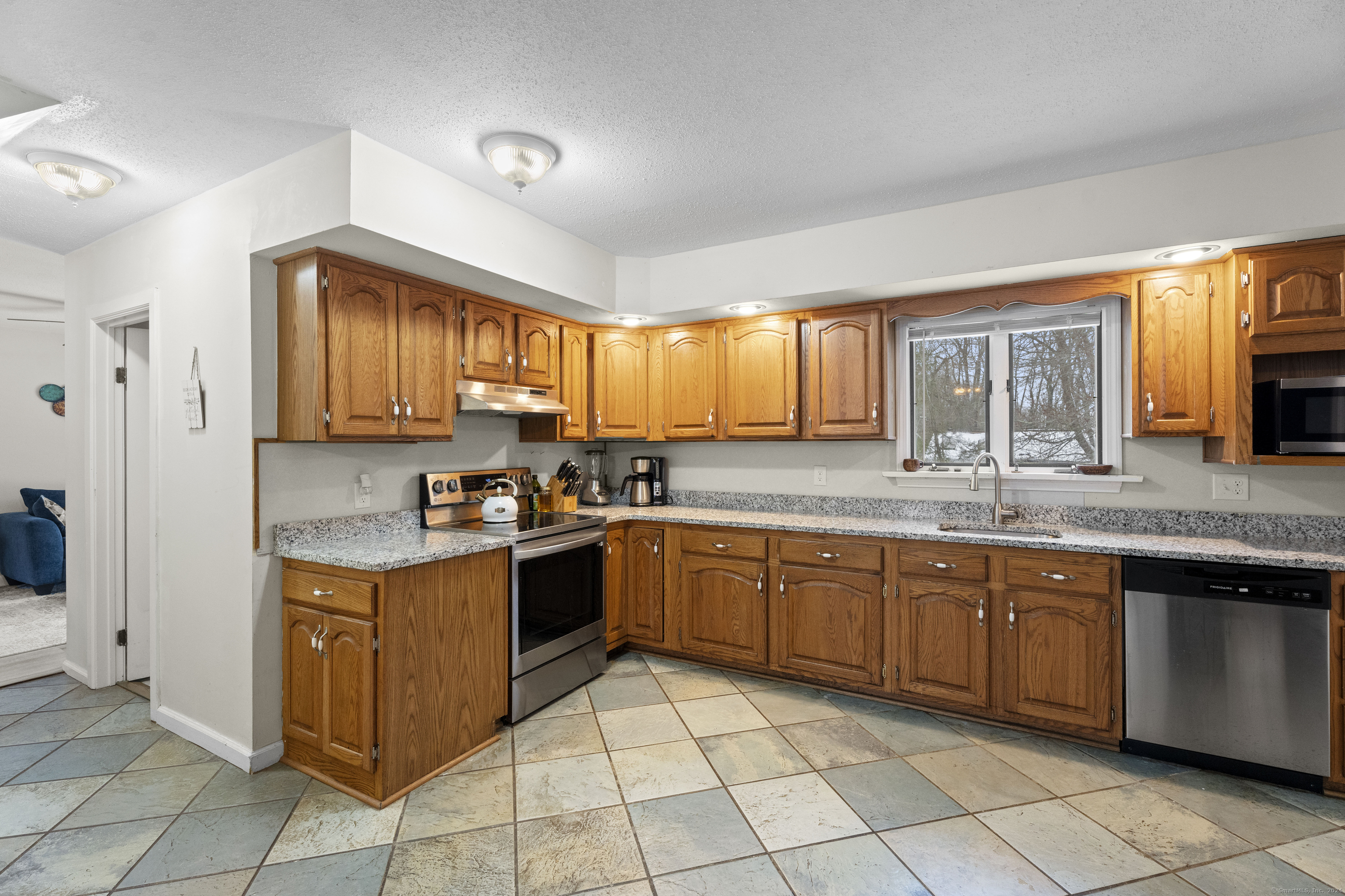 Property Photo: 119 Fairwood Road CT 06524