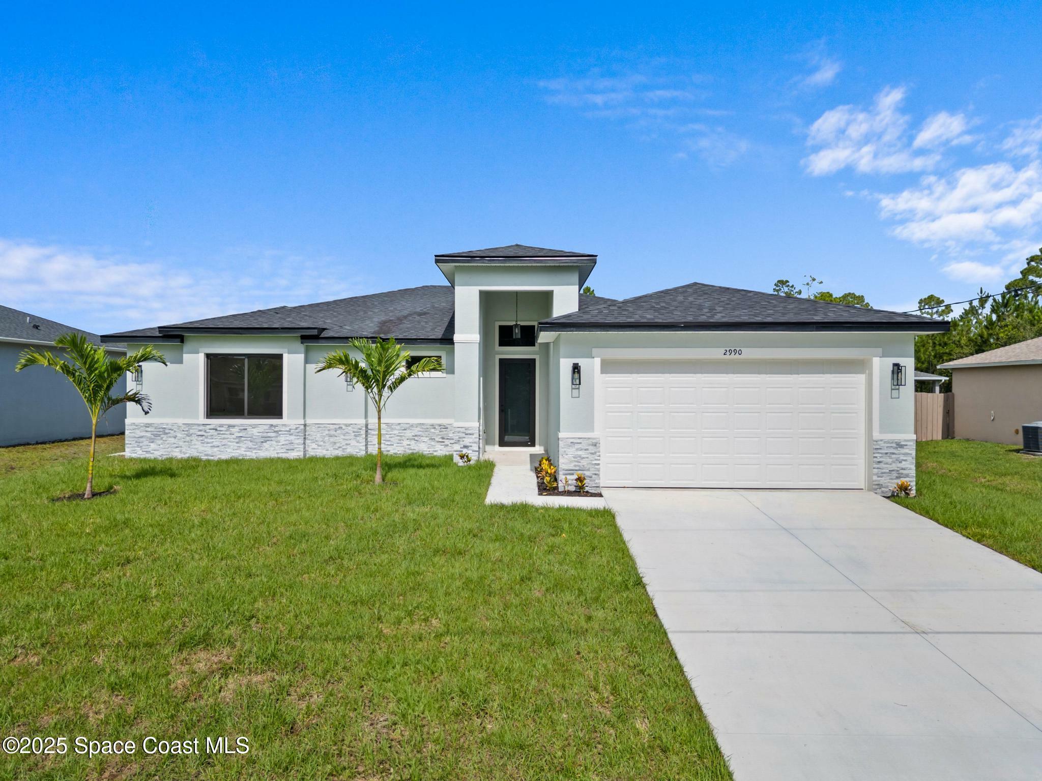 Property Photo: 337 Fifer Street SE FL 32909
