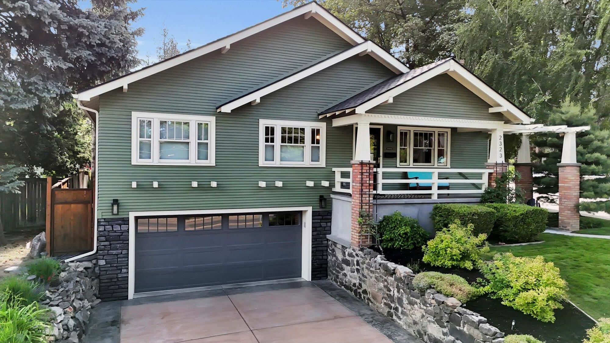 Property Photo:  2323 S Lincoln St  WA 99203 