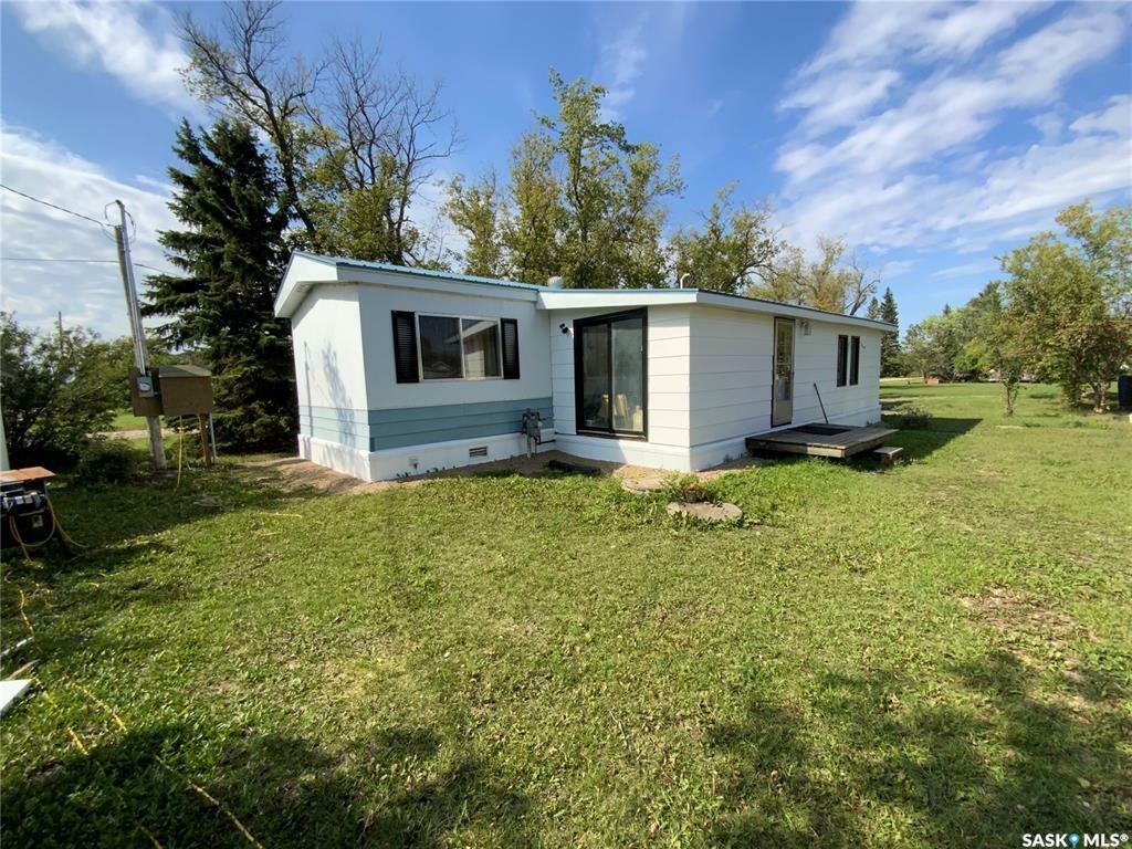 Property Photo: 205 1st Street E SK S0E 0R0