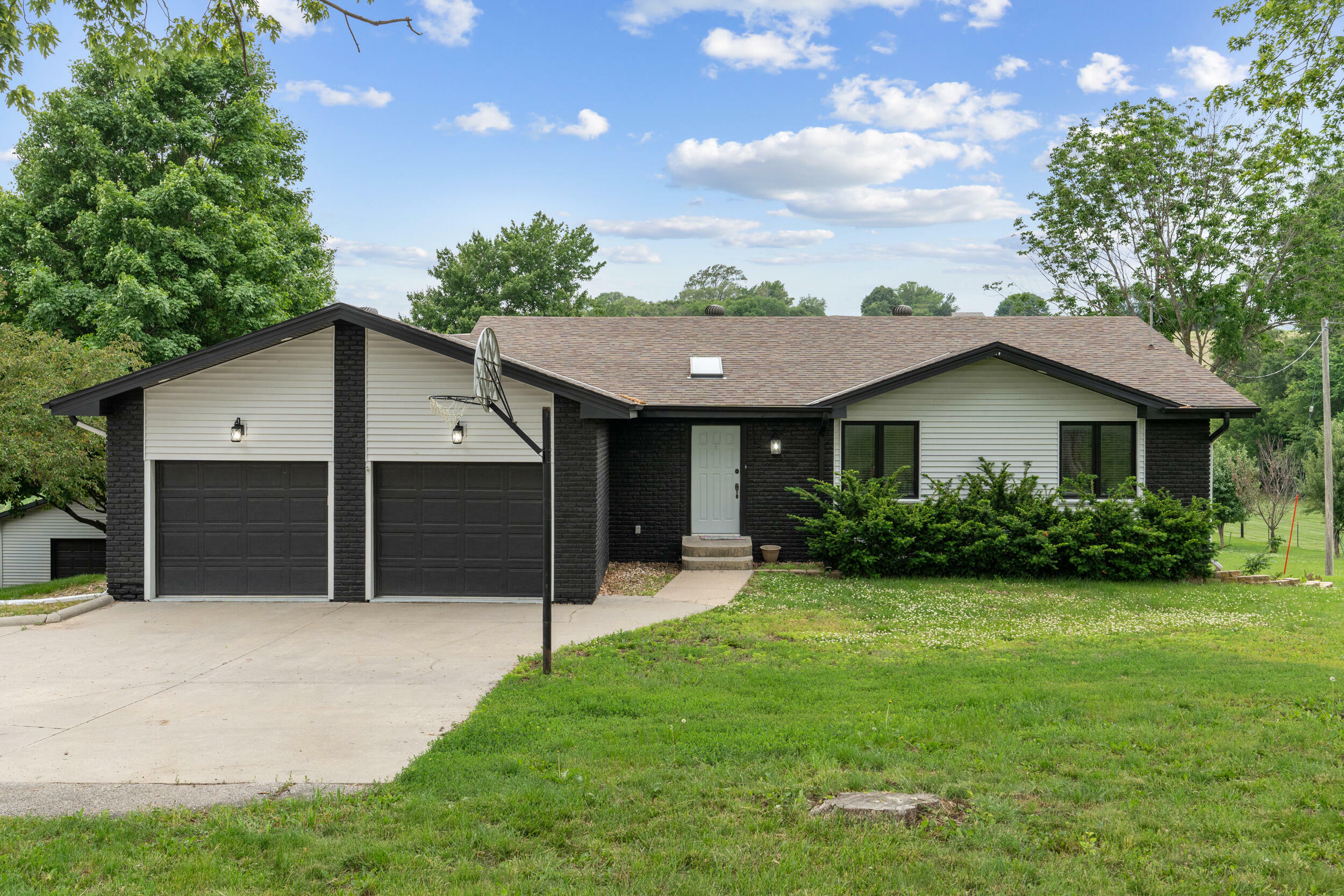 Property Photo: 15276 230th Street IA 51503
