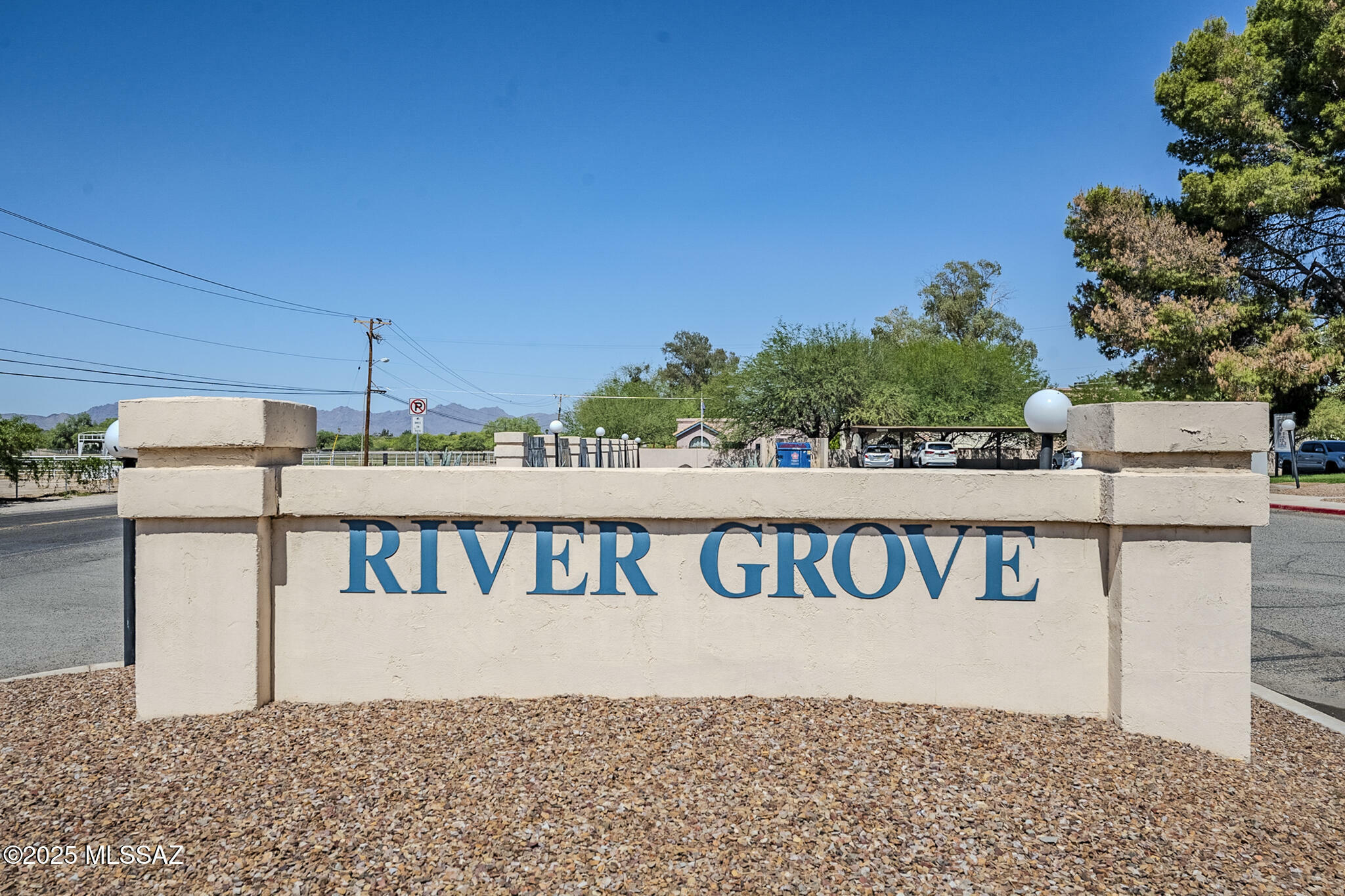Property Photo: 4203 N River Grove Circle 103 AZ 85719