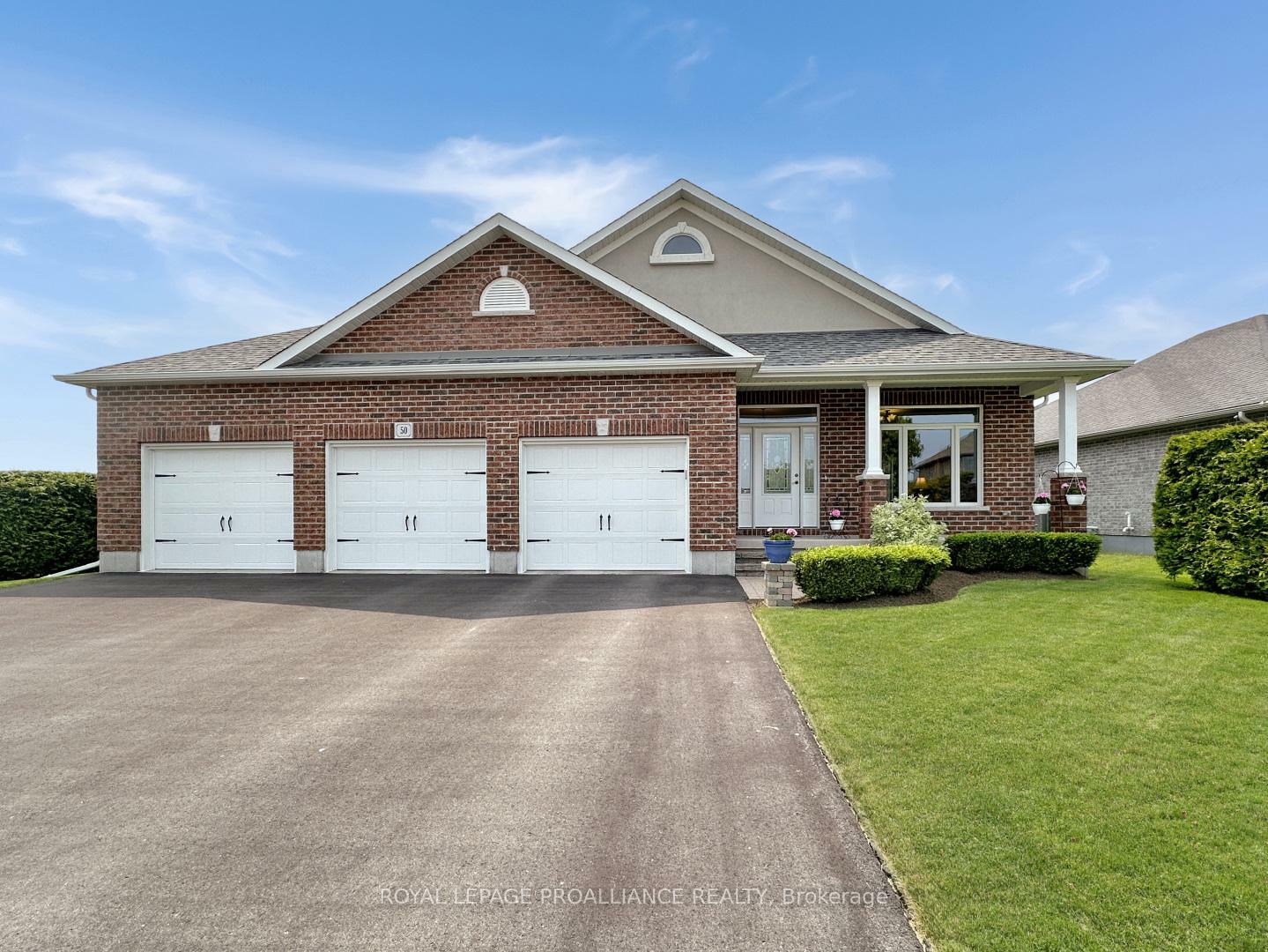 Property Photo: 50 Hampton Ridge Drive ON K8N 0E5