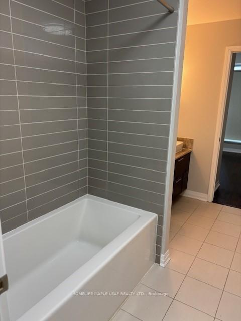 Property Photo: 8 Mercer Street 519 ON M5V 0C4