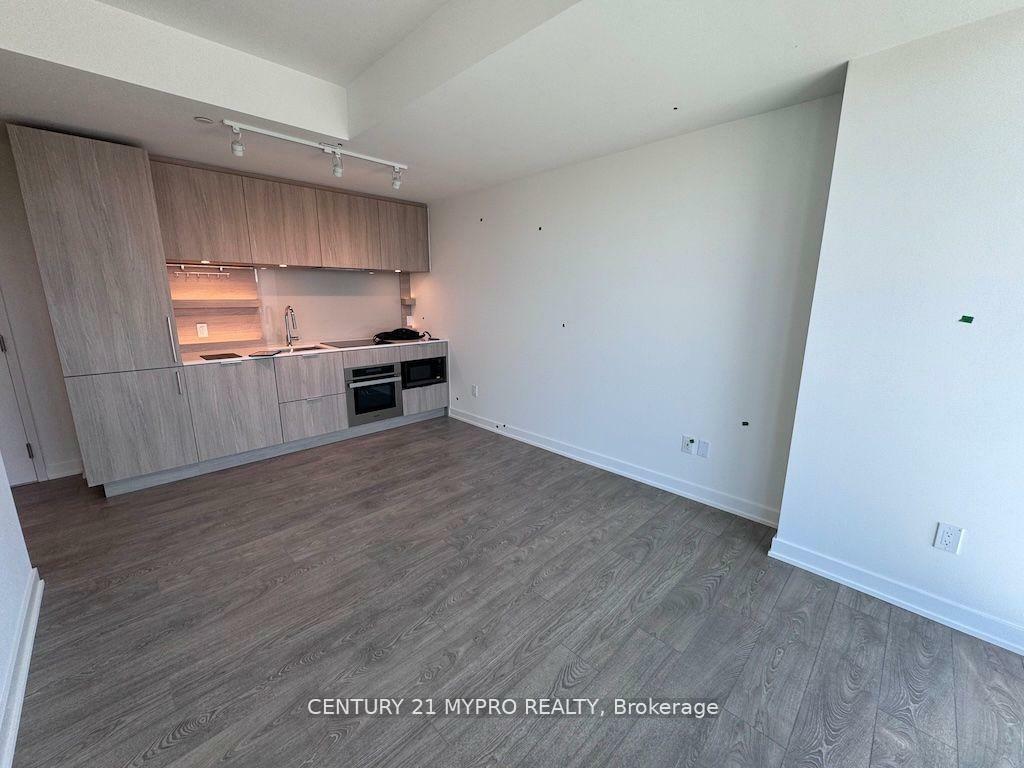 Photo de la propriété: 28 Ann Street 520 ON L5G 0E1