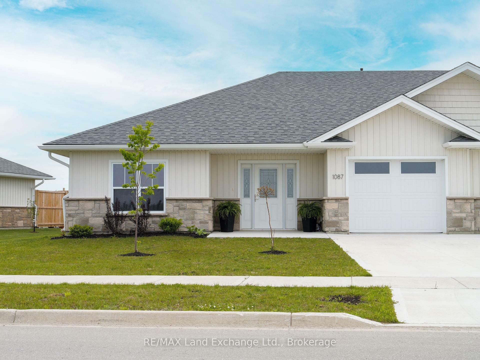 Property Photo: 1087 Waterloo Street ON N0H 2C3