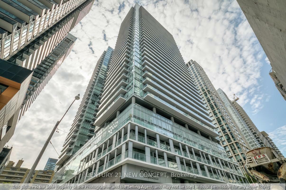 Photo de la propriété: 99 Broadway Avenue 210 ON M4P 0E3