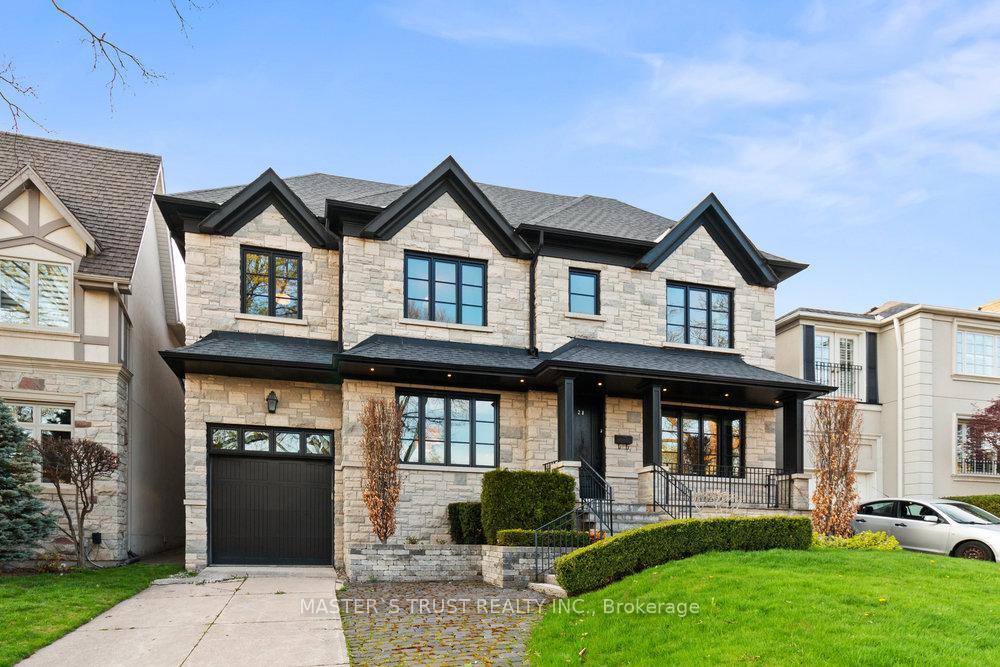 Property Photo: 28 Forest Ridge Drive ON M6B 1H3
