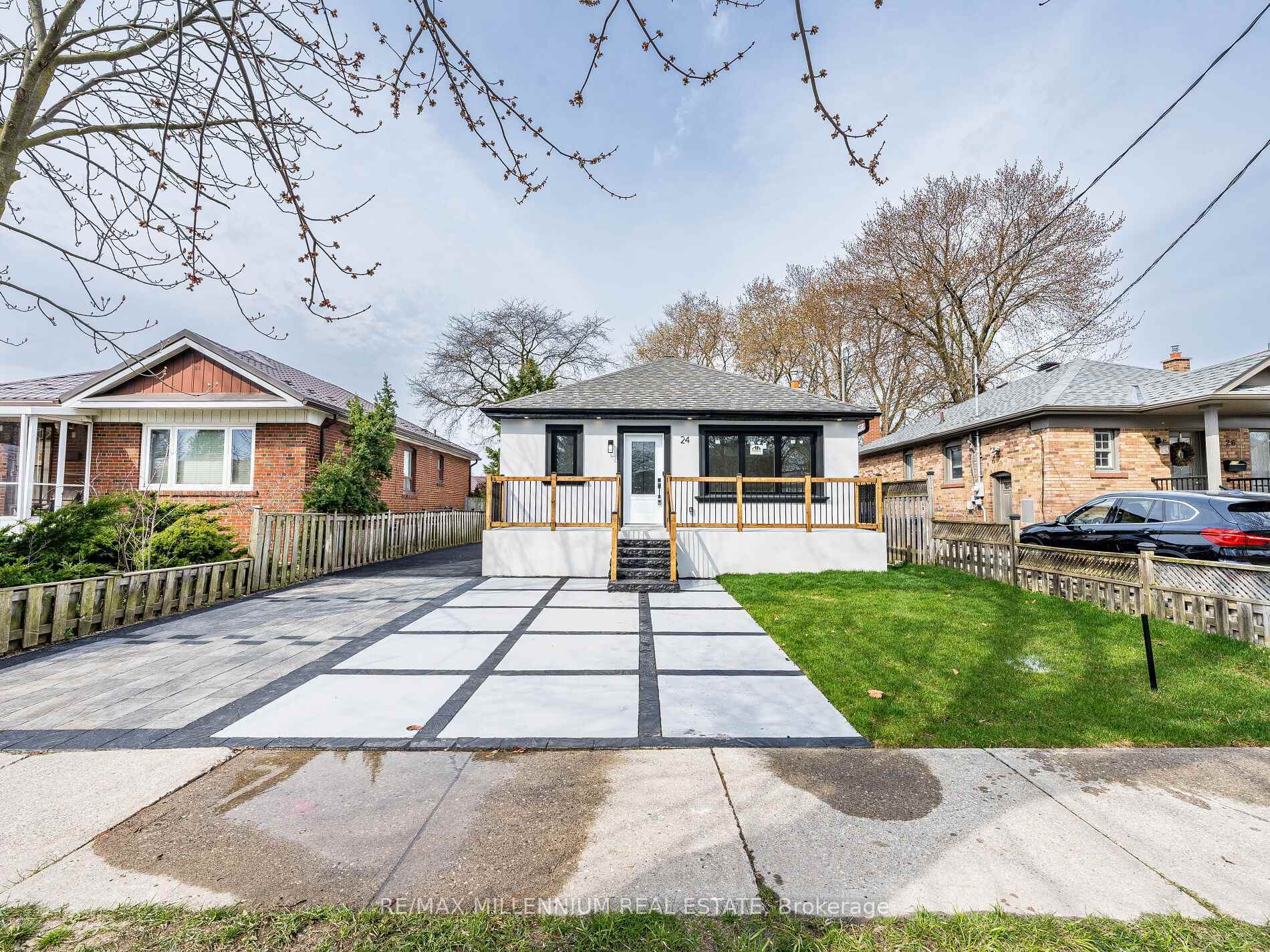 Property Photo: 24 Treeview Drive ON M8W 4B9