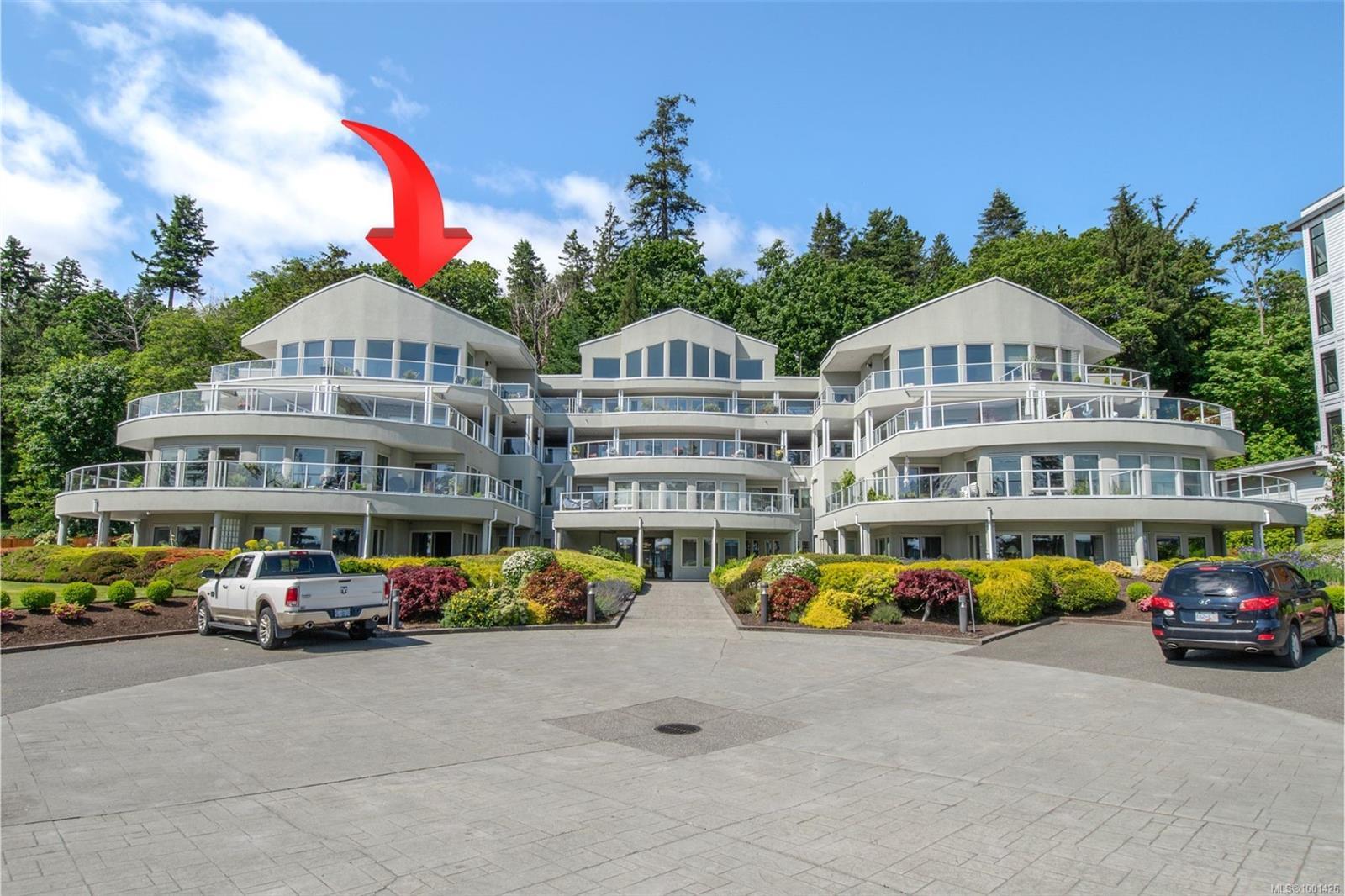 Property Photo: 700 Island Hwy S 402 BC V9W 1A6