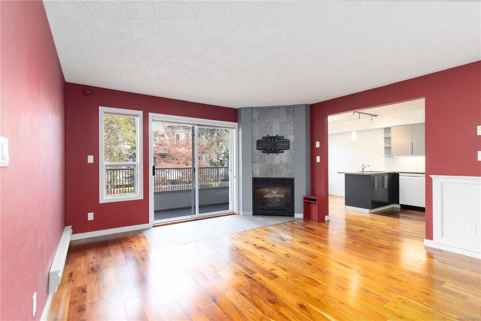 Property Photo: 9945 Fifth St 205 BC V8L 2X6