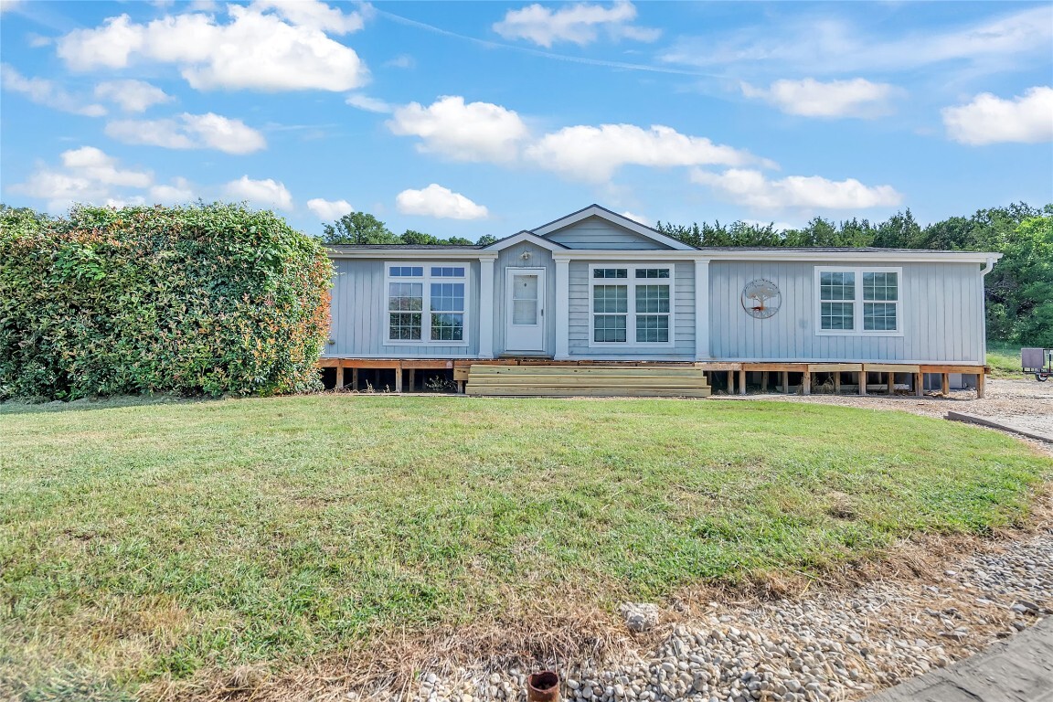Property Photo:  105 Holman Circle  TX 76528 