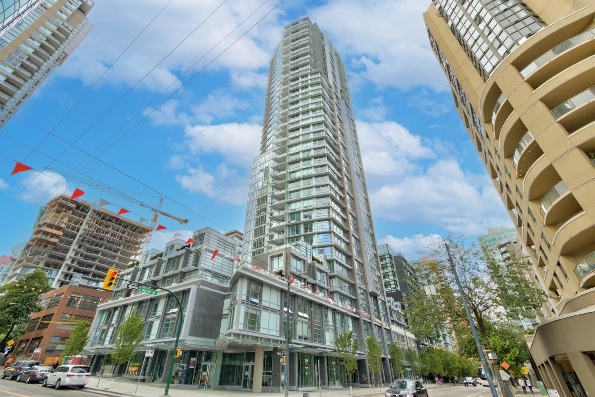 Property Photo:  1283 Howe Street 2505  BC V6Z 0E3 