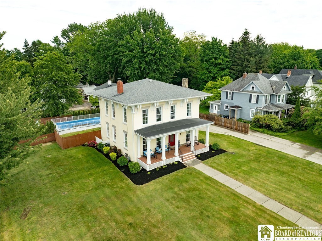 Property Photo:  123 Central Ave Avenue  NY 14063 