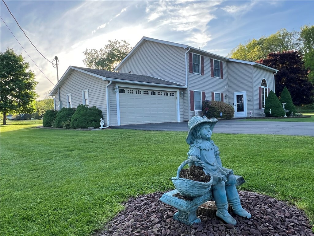Property Photo: 972 Hudson Acres Drive NY 14871