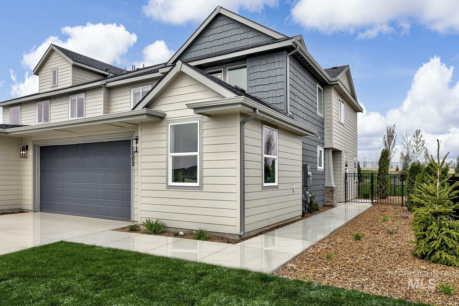 Property Photo: 8002 W Fern St ID 83616
