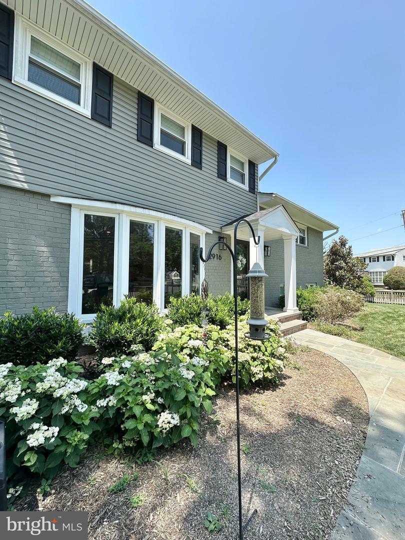 Property Photo:  2916 Mayer Place  VA 22302 