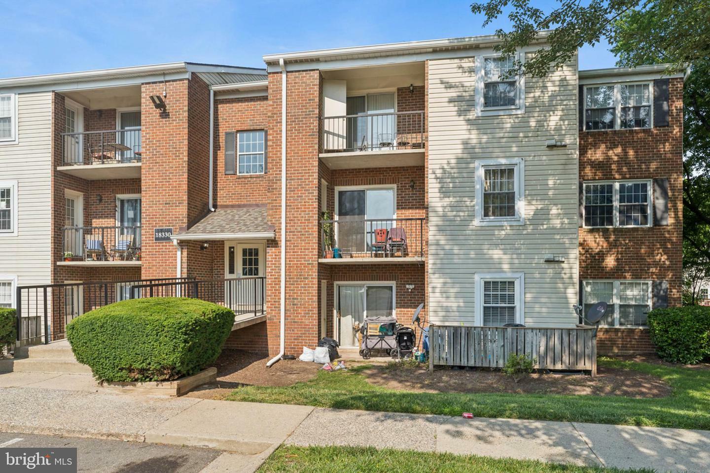 Property Photo: 18330 Streamside Drive 303 MD 20879
