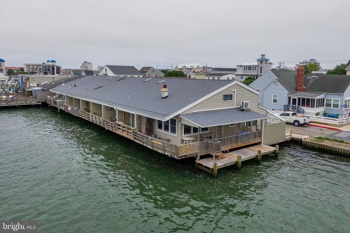 Property Photo:  705 Edgewater Avenue 705  MD 21842