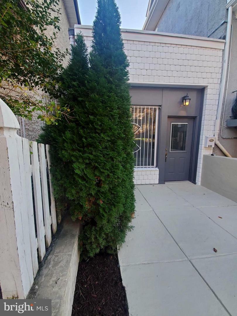 Property Photo: 640 Columbia Road NW DC 20001