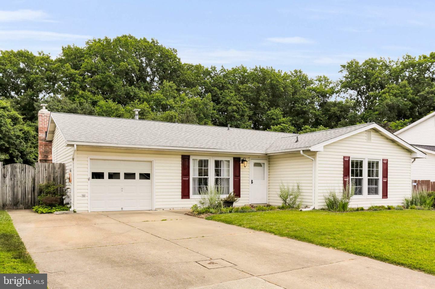 Property Photo: 7853 Citadel Drive MD 21144