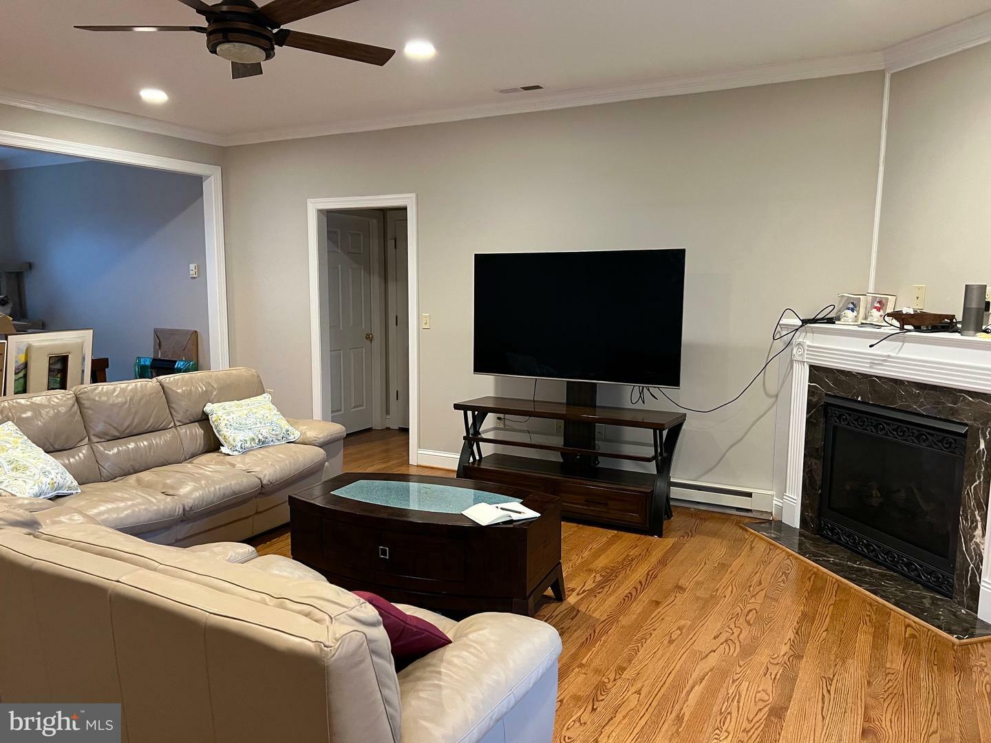 Property Photo: 8237 Hickory Drive VA 22485