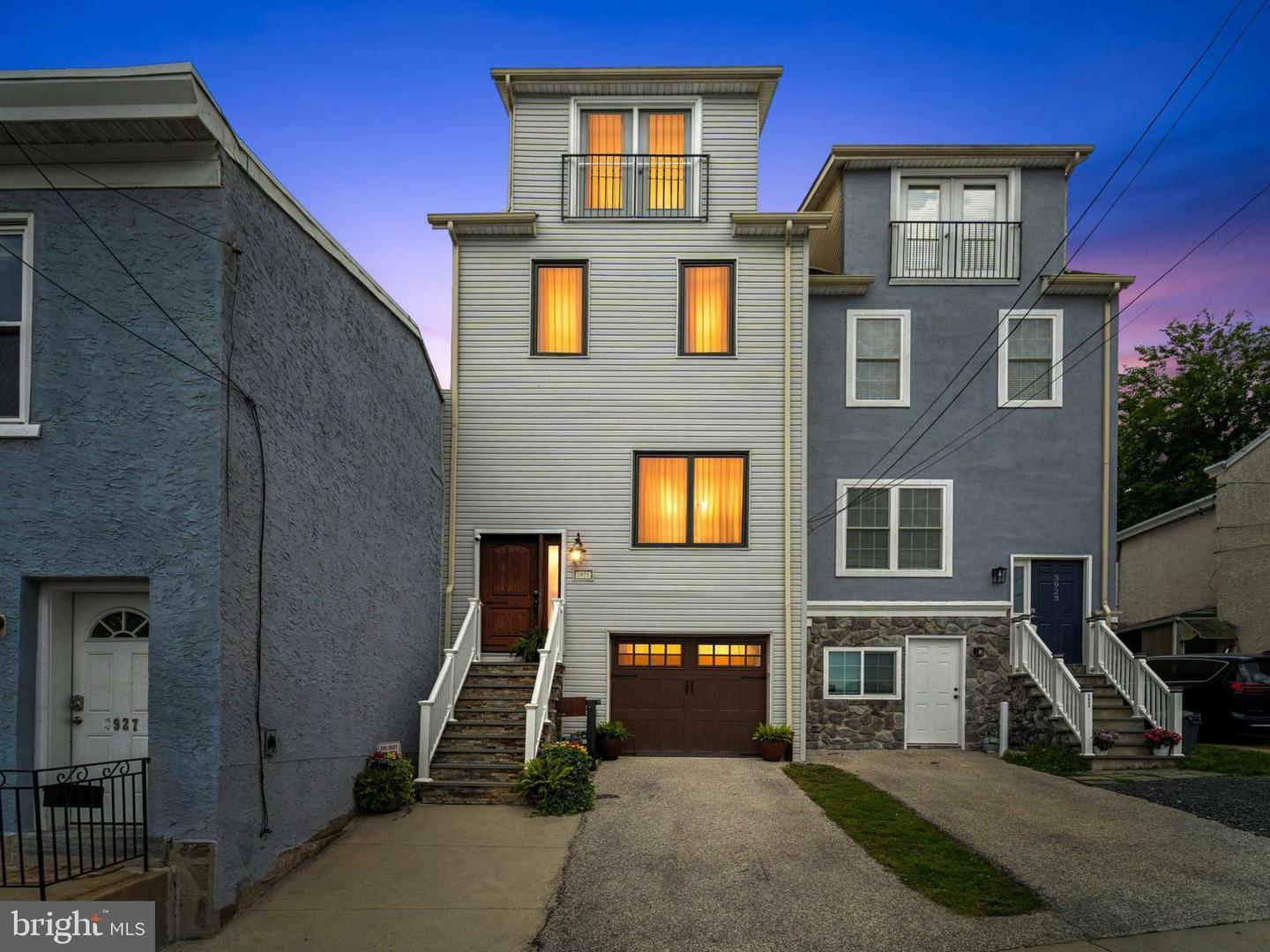3925 Dexter Street  Philadelphia PA 19128 photo