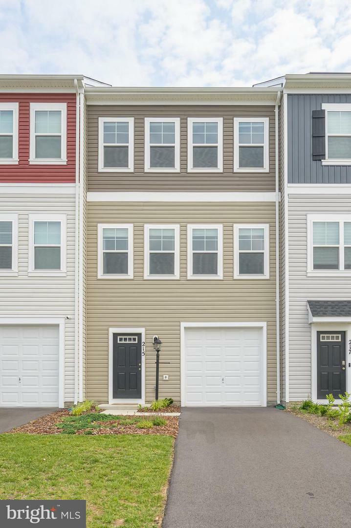 Property Photo: 215 Barrister Street VA 22656